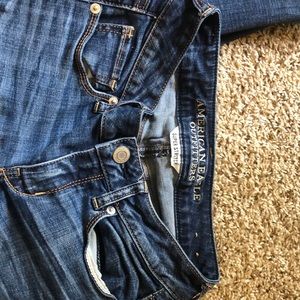 American eagle super stretch size 2 short (skinny)